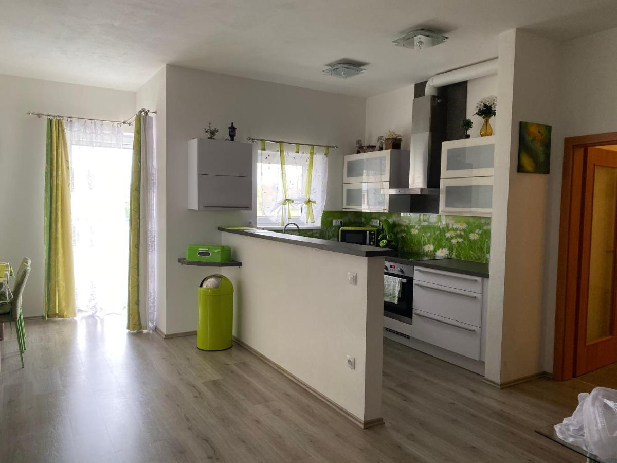 Na Lukách - Kopretina Apartamento *
